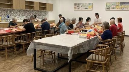 午餐配送到家、體檢標準升級……這些服務讓老年生活更貼心